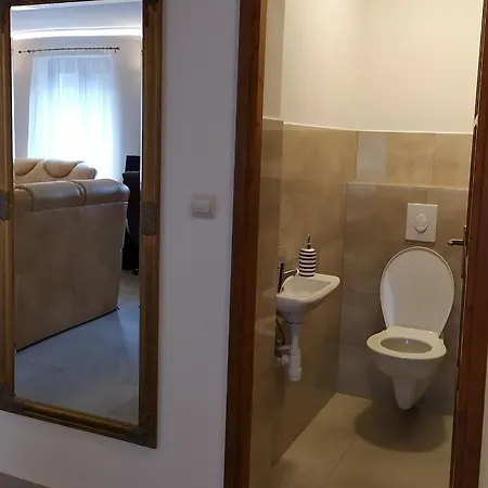 Zichy Ház Apartmán *